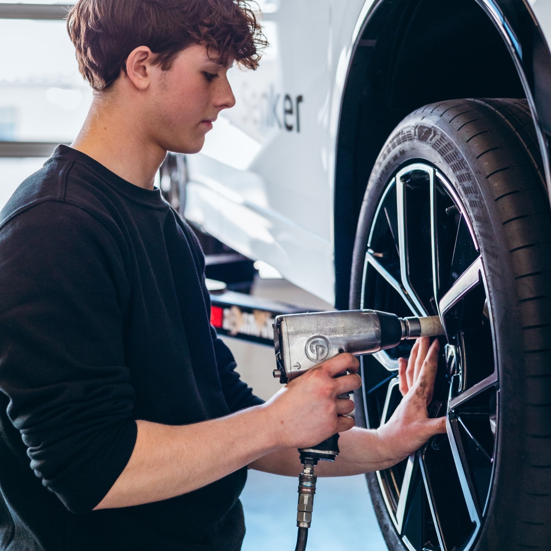 Reifenwechsel bei Senker